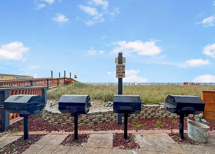 Beachfront Free Activities Splash Pad * Gulf Shores